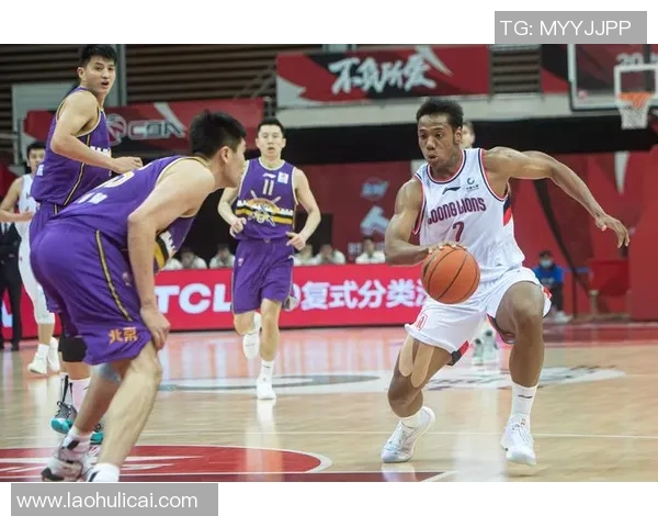 重庆篮球队与广州篮球队的比赛节奏分析与赛后总结